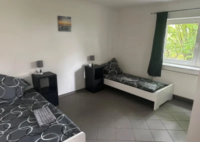 Doppelzimmer mit zwei Betten in Monteurwohnung 2 in Delmenhorst